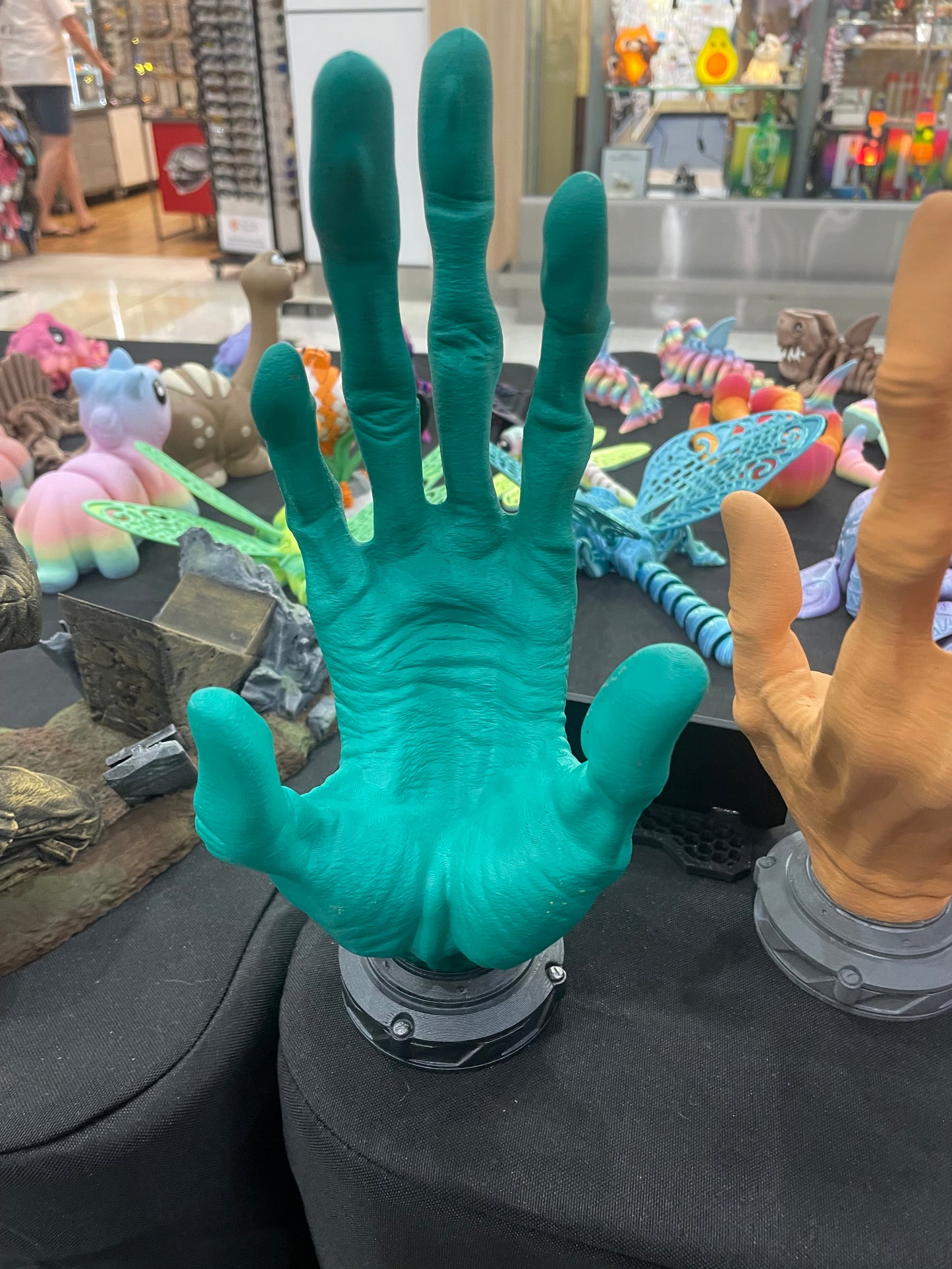 Alien hand control holder green